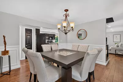 21 Railroad Ave, Taunton, MA 02780 - Photo 13