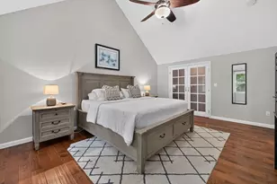 21 Railroad Ave, Taunton, MA 02780 - Photo 17
