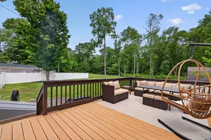 21 Railroad Ave, Taunton, MA 02780 - Photo 29