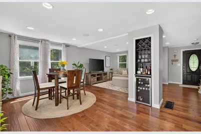 21 Railroad Ave, Taunton, MA 02780 - Photo 11