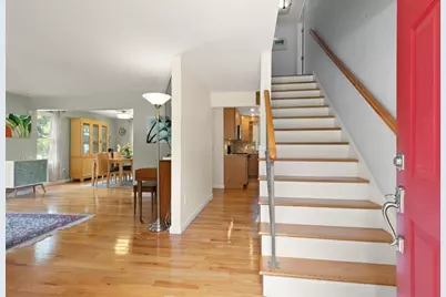 10 Cheshire Rd, Sharon, MA 02067 - Photo 3