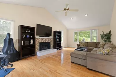 10 Cheshire Rd, Sharon, MA 02067 - Photo 19