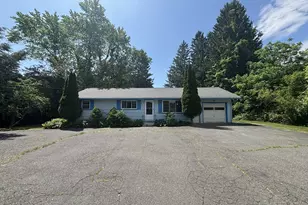 39 Huntington Rd, Hadley, MA 01035 - Photo 1