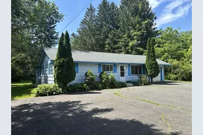 39 Huntington Rd, Hadley, MA 01035 - Photo 3