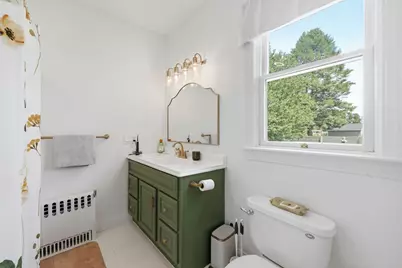 9 Munroe St, Haverhill, MA 01830 - Photo 15