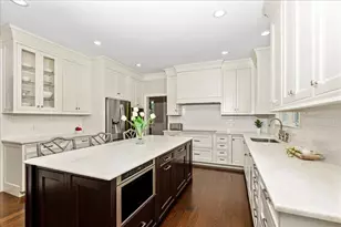 39 Darlene Dr, Southborough, MA 01772 - Photo 3