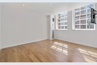 106 Thirteenth #316, Boston, MA 02129 - Photo 15