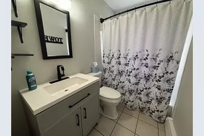 293 Russell St #C, Hadley, MA 01035 - Photo 5