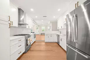 52 Salem St, Winchester, MA 01890 - Photo 17
