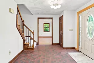 4 Dundas Ave, Andover, MA 01810 - Photo 9