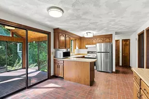 4 Dundas Ave, Andover, MA 01810 - Photo 17