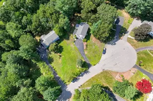 4 Dundas Ave, Andover, MA 01810 - Photo 3