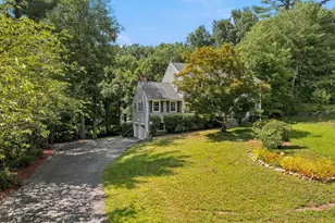 4 Dundas Ave, Andover, MA 01810 - Photo 3