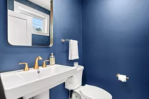 52 Salem St, Winchester, MA 01890 - Photo 13