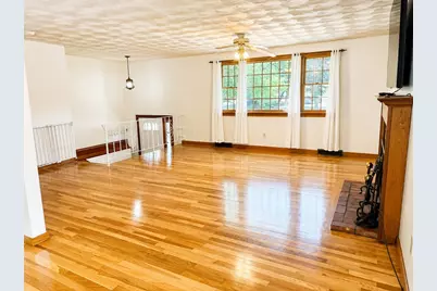 91 Loganberry Dr, Abington, MA 02351 - Photo 3
