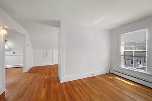 9 Boardman St, Salem, MA 01970 - Photo 9