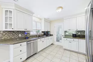 41 Normand St, Dartmouth, MA 02747 - Photo 13