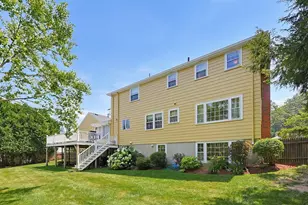 19 Belmont Rd, Wakefield, MA 01880 - Photo 3