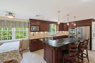 19 Belmont Rd, Wakefield, MA 01880 - Photo 13