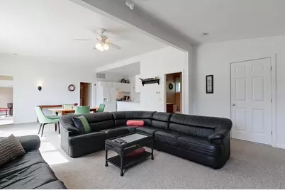 181 Peninsula Dr, Lunenburg, MA 01462 - Photo 11