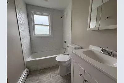 293 Russell St #B, Hadley, MA 01035 - Photo 3