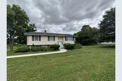 293 Russell St #B, Hadley, MA 01035 - Photo 1