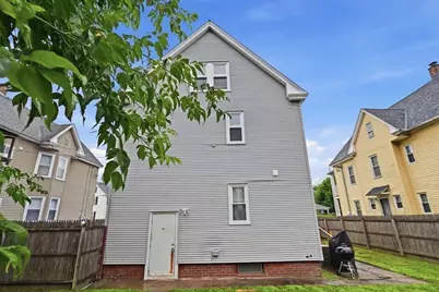 21-23 Parker St, Holyoke, MA 01040 - Photo 37
