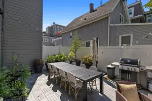 101 Condor St, Boston, MA 02128 - Photo 17