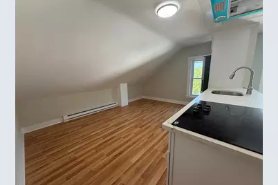 376 Summer St #3, New Bedford, MA 02740 - Photo 5