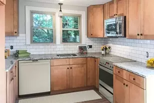 2 Stanley Terrace, Woburn, MA 01801 - Photo 5