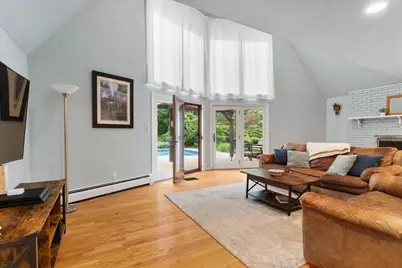 35 West St, Douglas, MA 01516 - Photo 11