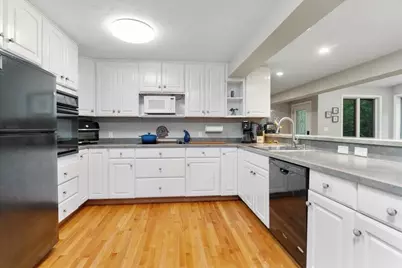 35 West St, Douglas, MA 01516 - Photo 9