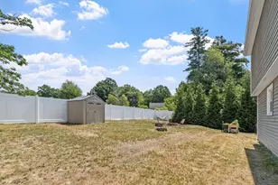 29 Lindsey Ln, Dracut, MA 01826 - Photo 31