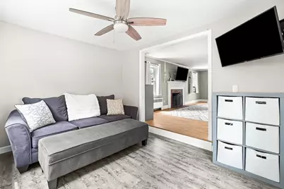 211 Lynn Fells Pkwy, Saugus, MA 01906 - Photo 5