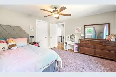 211 Lynn Fells Pkwy, Saugus, MA 01906 - Photo 19
