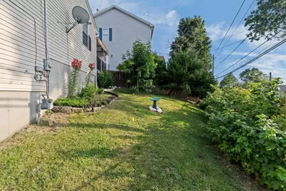 175 Slade St, Fall River, MA 02724 - Photo 23