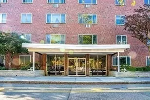 50 Green, Brookline, MA 02446 - Photo 3