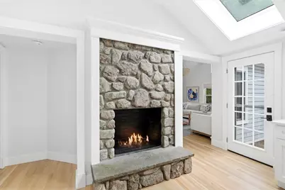 19 Planters Field Ln, Hingham, MA 02043 - Photo 5