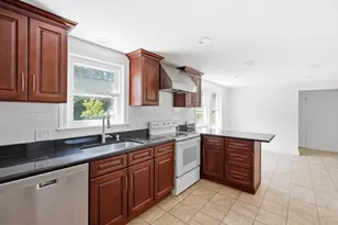 179 Liberty, Braintree, MA 02184 - Photo 5
