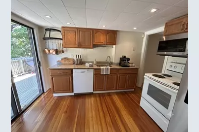 97-2 Court St #2, Newton, MA 02458 - Photo 11