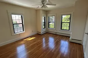97-2 Ct St, Newton, MA 02458 - Photo 5
