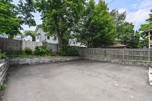 109 Thomas Burgin Pkwy, Quincy, MA 02169 - Photo 15