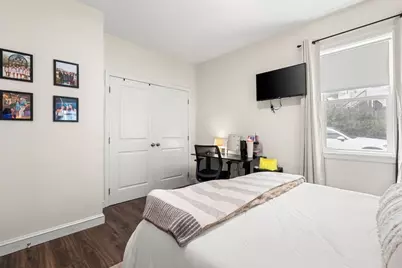 109 Thomas Burgin Pkwy #1, Quincy, MA 02169 - Photo 9