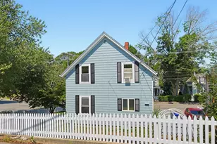 210 Pleasant St, Marblehead, MA 01945 - Photo 37