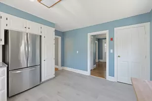 210 Pleasant St, Marblehead, MA 01945 - Photo 19