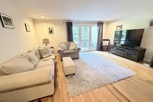 131 Bellwood Cir, Bellingham, MA 02019 - Photo 5