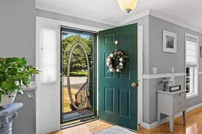 112 Village Gate Dr, Bridgewater, MA 02324 - Photo 13
