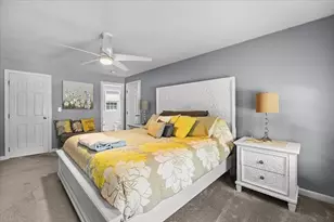 112 Village Gate Dr, Bridgewater, MA 02324 - Photo 27
