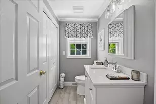 112 Village Gate Dr, Bridgewater, MA 02324 - Photo 23