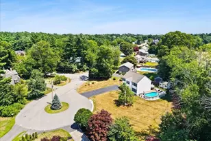 112 Village Gate Dr, Bridgewater, MA 02324 - Photo 11